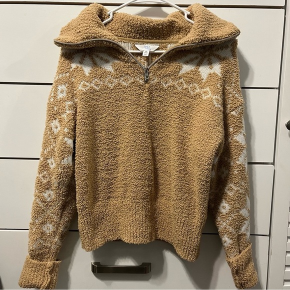 Snowflake Tan & White Sherpa Quarterzip - Picture 2 of 4